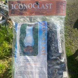 New size large Iconoclast front boots
